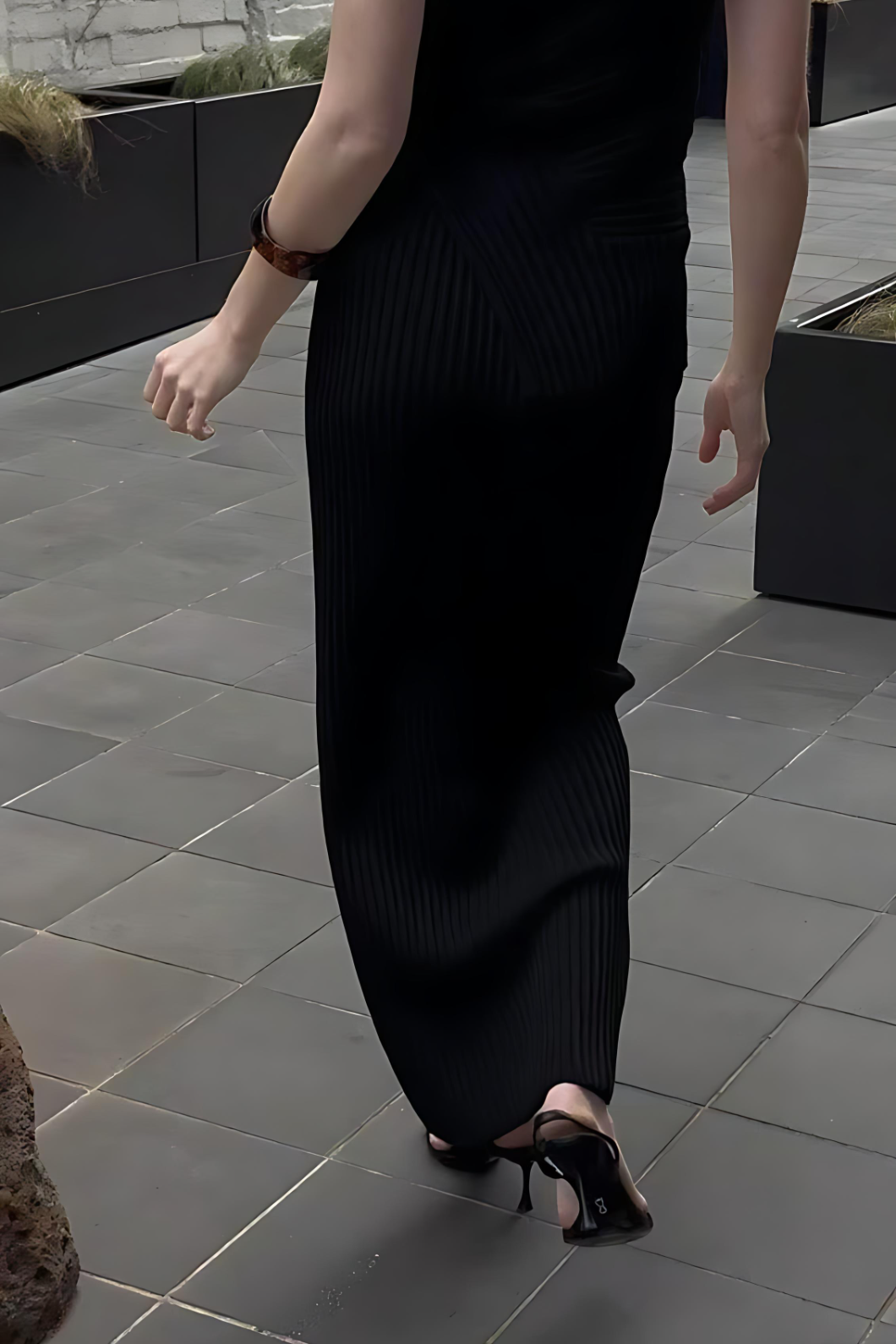 ROMY KNIT MAXI SKIRT - Black