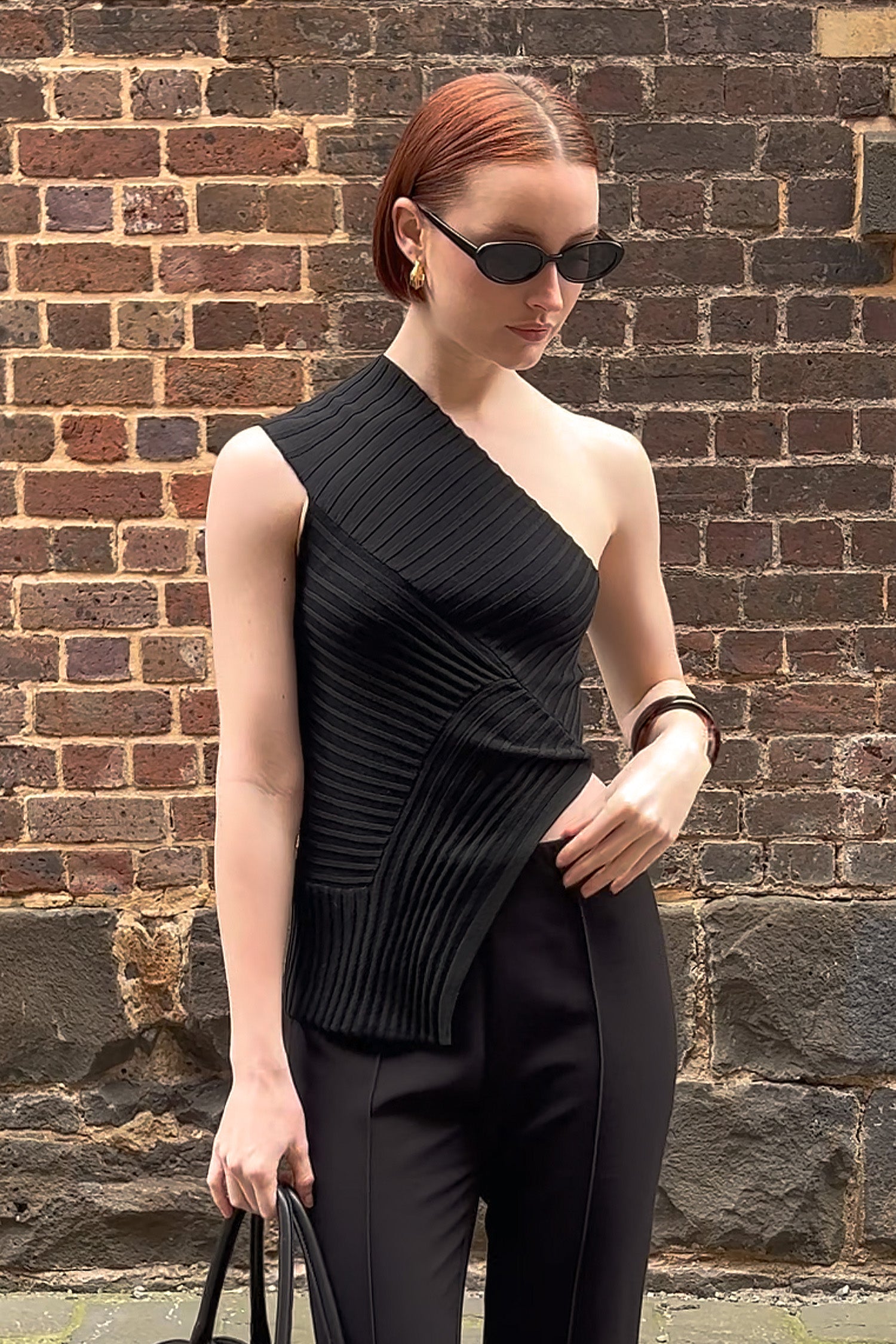 IMOGEN KNIT TOP - BLACK