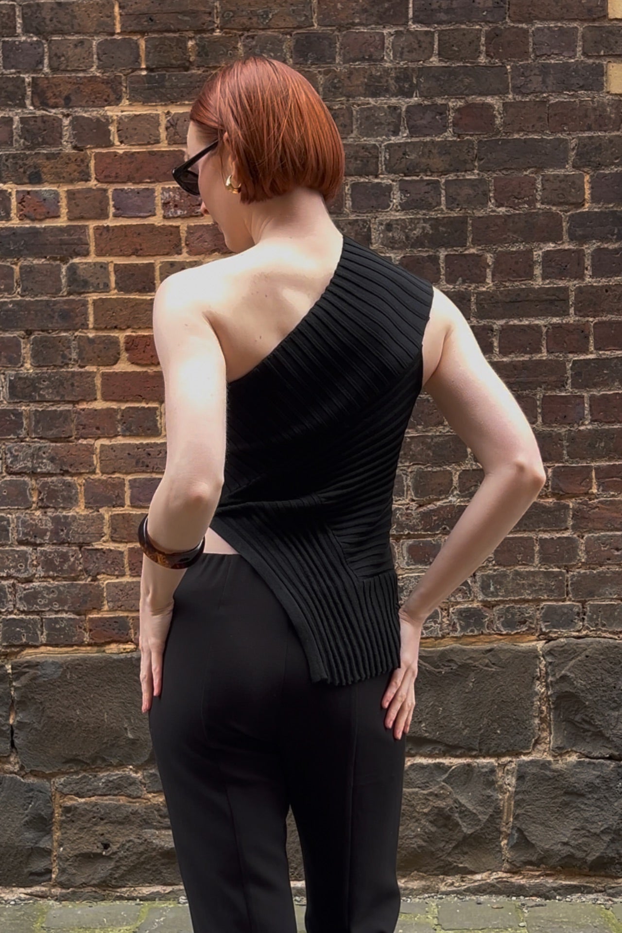 IMOGEN KNIT TOP - BLACK